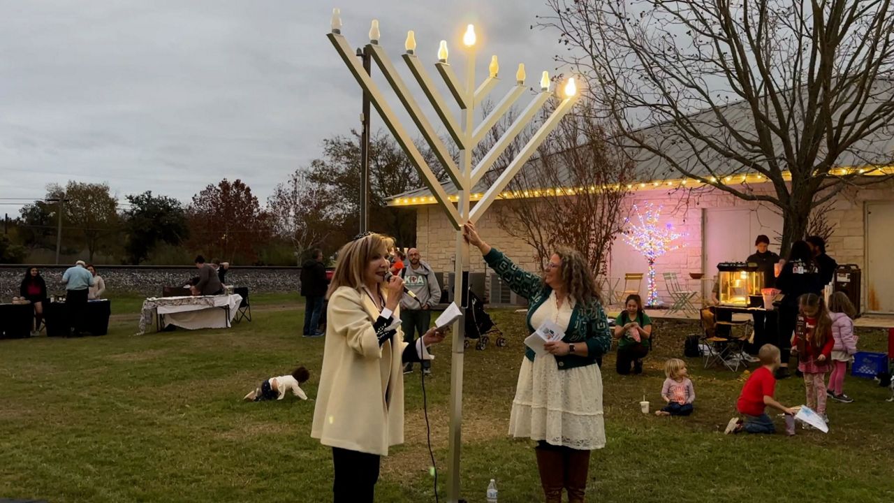 Buda’s Hanukkah Menorah Lighting Ceremony